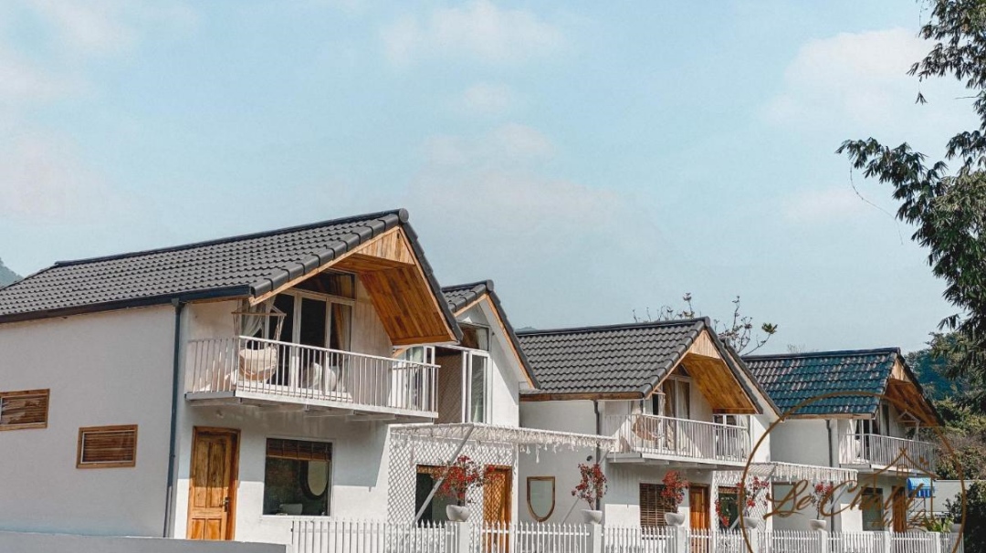 Căn Deluxe with balcony tại Le Chalet du Lac - Moc-Chau